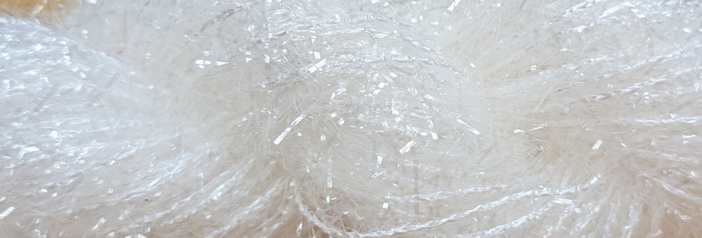Y Shed Fach Wlan Glitzy Fluff - Sparkle Yarn 25g