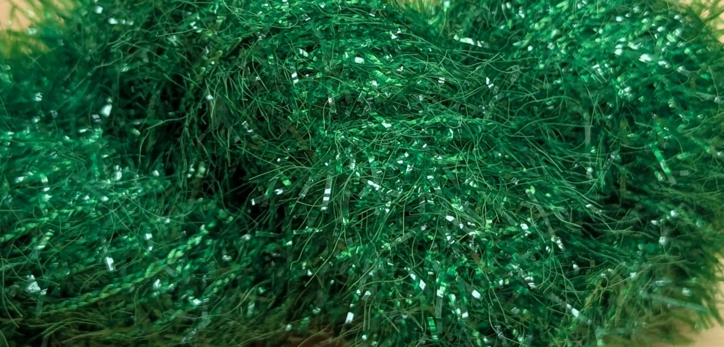 Y Shed Fach Wlan Glitzy Fluff - Sparkle Yarn 25g